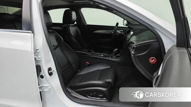 Cadillac ATS 2018 Белый из Кореи, фото 2