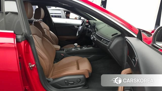 Audi A5 (F5) 2020 Красный из Кореи, фото 2
