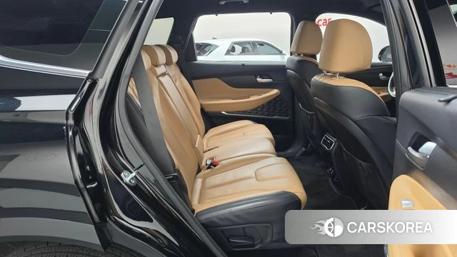 Hyundai The New Santa Fe 2022 Черный из Кореи, фото 2
