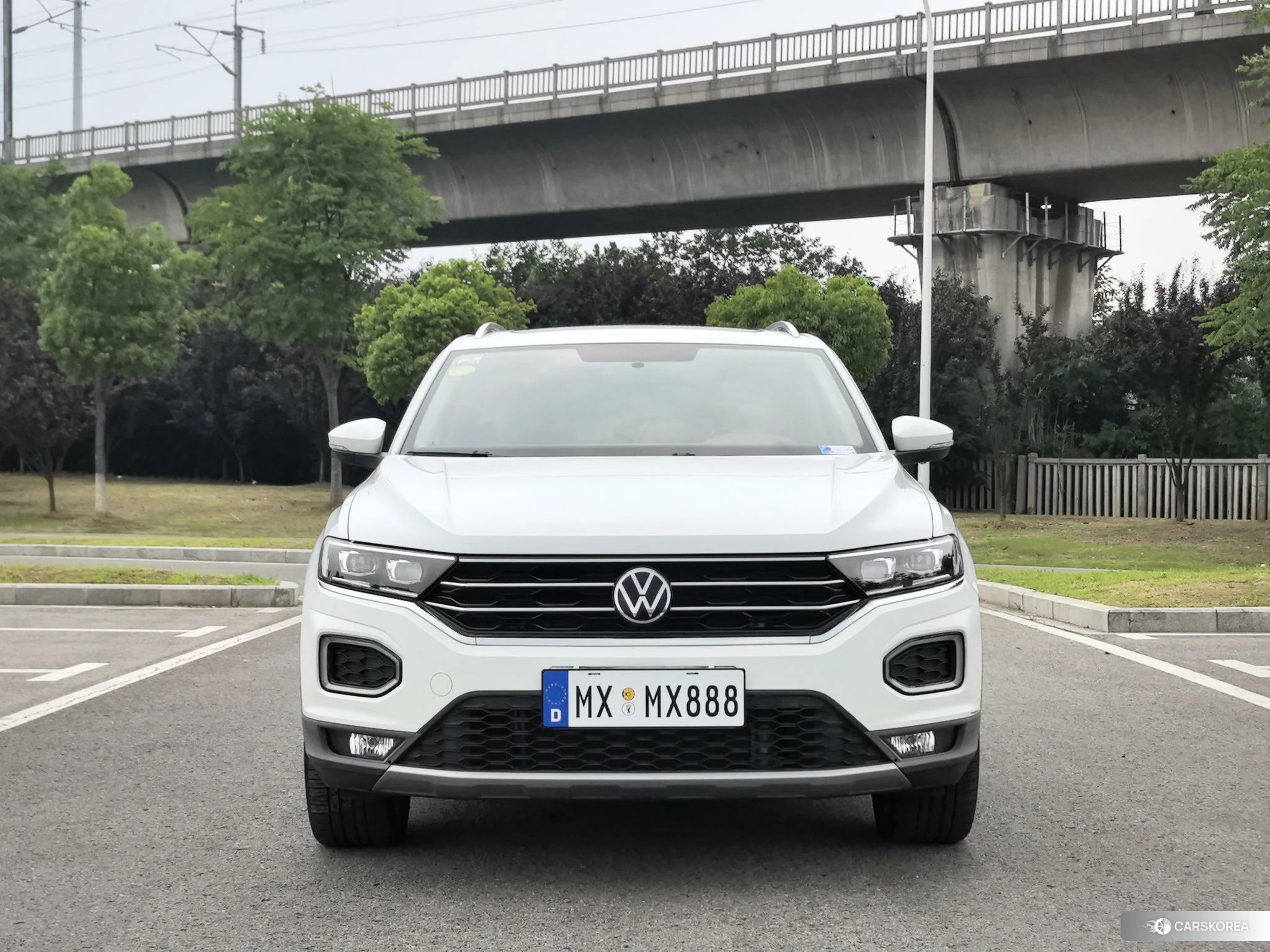 Volkswagen T-Roc 2020 Белый из Китая, фото 2