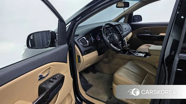 Kia The New Carnival 2019 Черный из Кореи, фото 2