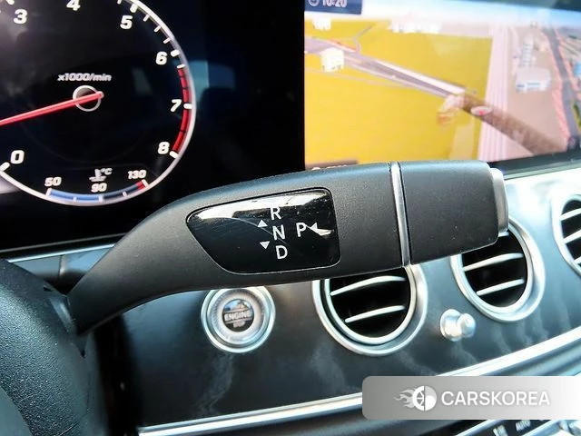 Mercedes-Benz E-Class W213 2019 Белый из Кореи, фото 2