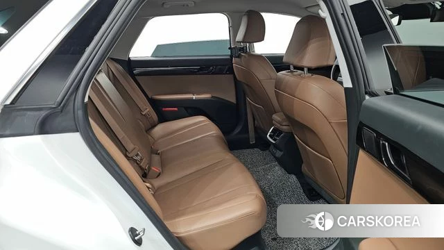 Hyundai Grandeur Hybrid (GN7) 2023 Белый из Кореи, фото 2