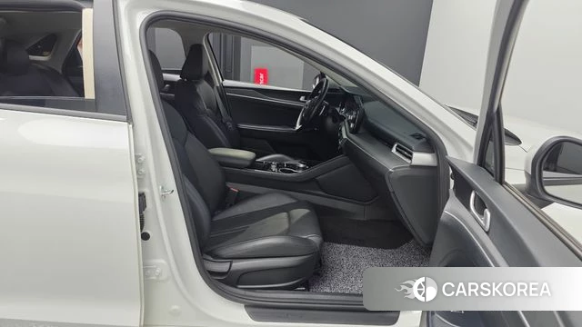 Kia K5 3rd generation 2022 Белый из Кореи, фото 2