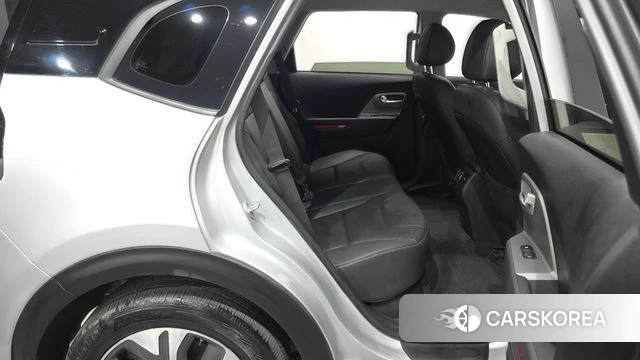 Kia Niro Plus 2022 Серебряный из Кореи, фото 2