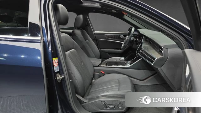 Audi A6 (C8) 2020 Синий из Кореи, фото 2