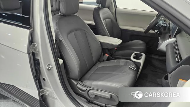 Hyundai Ionic 5 2022 Серебристо-серый из Кореи, фото 2