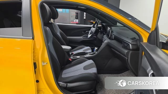 Hyundai Veloster (JS) 2018 Желтый из Кореи, фото 2