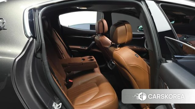 Maserati Ghibli 2020 Серый из Кореи, фото 2