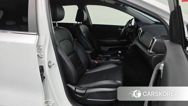 Kia Sportage 4th Generation 2018 Белый из Кореи, фото 2