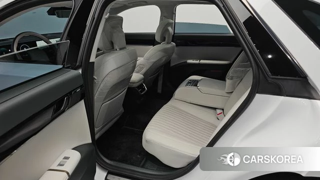 Hyundai Grandeur Hybrid (GN7) 2025 Белый из Кореи, фото 2