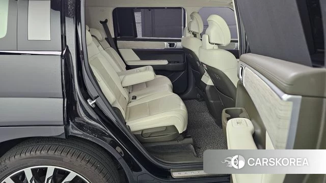 Hyundai Santa Fe (MX5) 2023 Черный из Кореи, фото 2