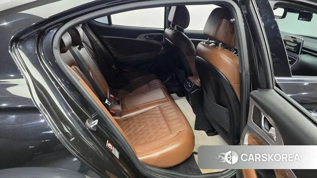 Genesis G70 2019 Черный из Кореи, фото 2