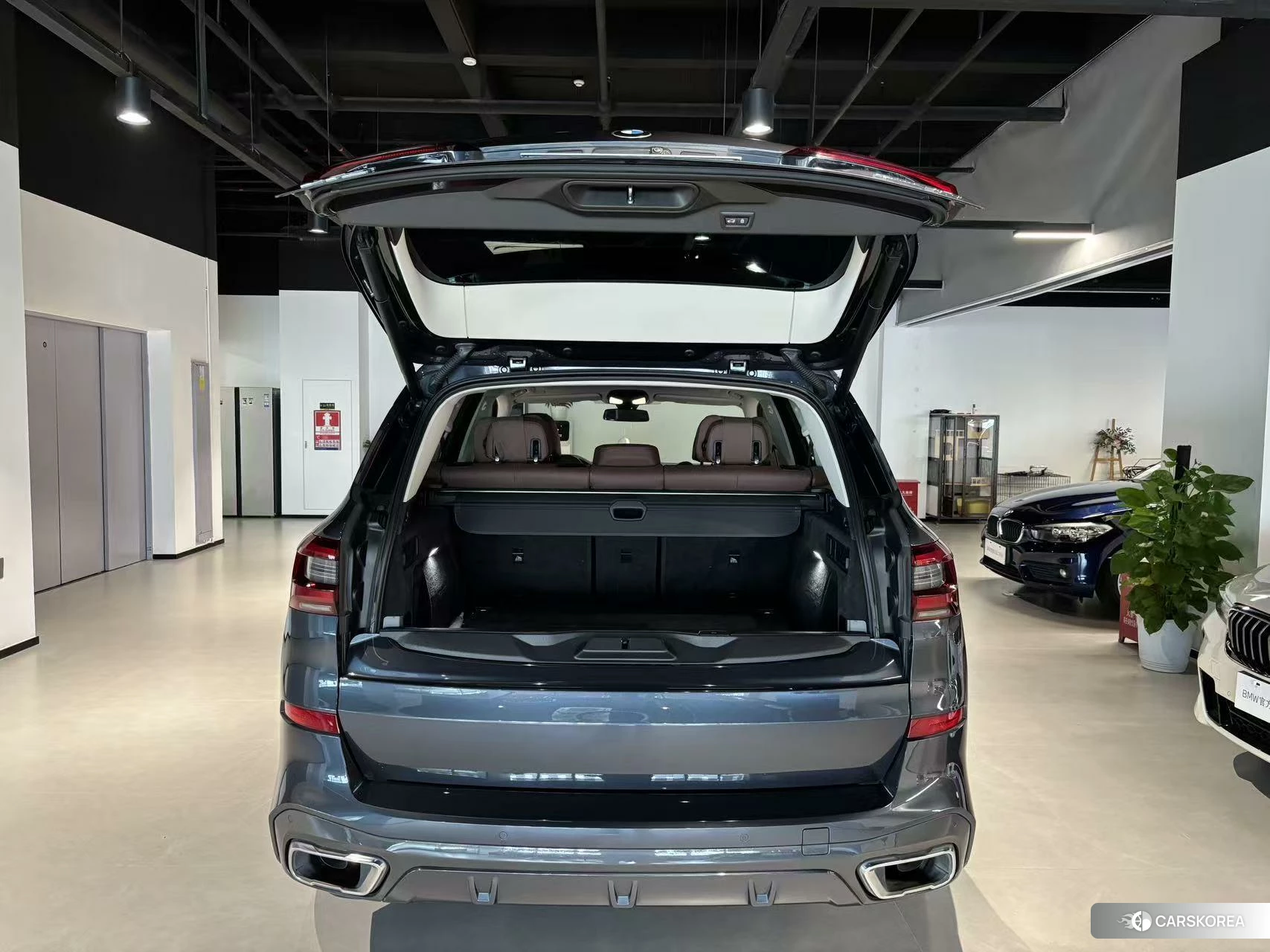 BMW X5 2020 Серебристо-серый из Китая, фото 2