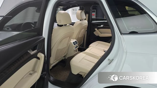 Audi Q5 (FY) 2023 Белый из Кореи, фото 2