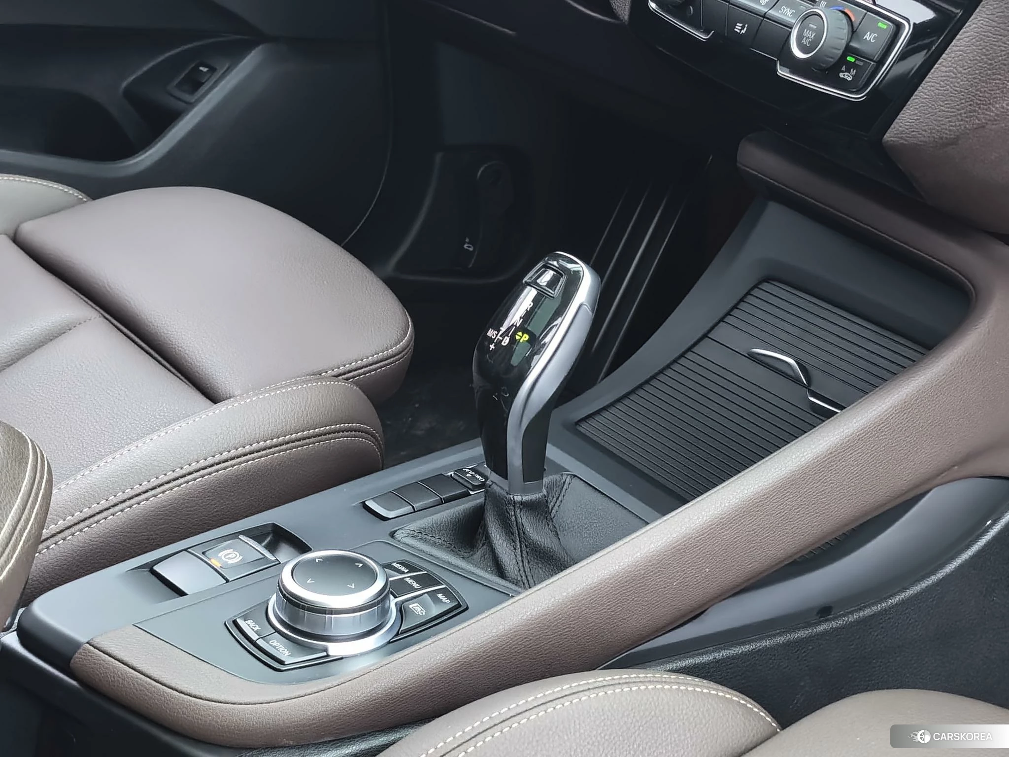 BMW X1 2021 Белый из Китая, фото 2