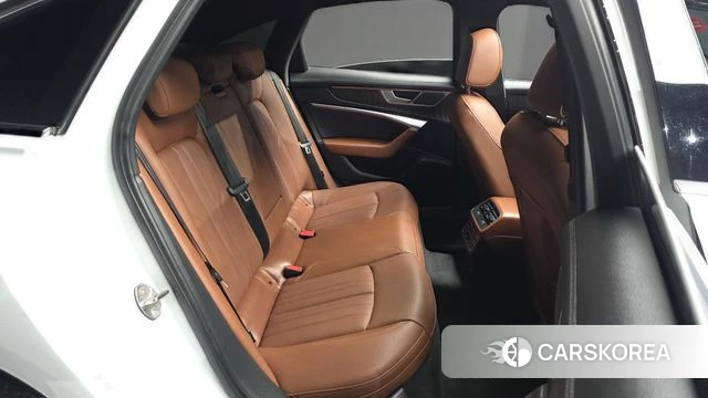 Audi A6 (C8) 2022 Белый из Кореи, фото 2