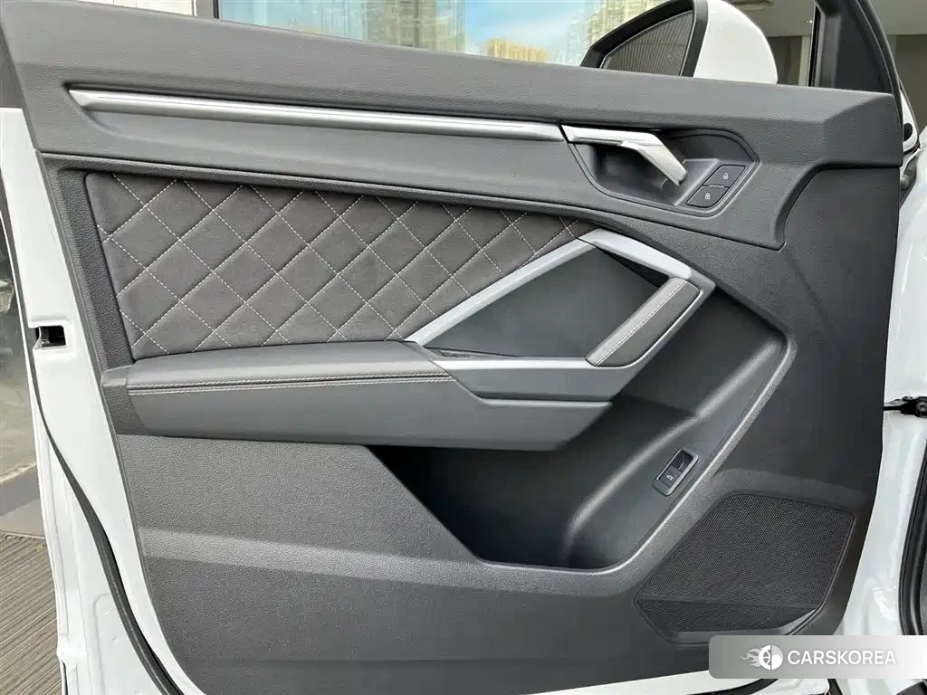 Audi Q3 2024 Белый из Китая, фото 2