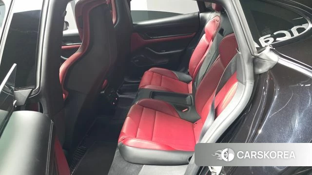 Porsche Taycan 2021 Черный из Кореи, фото 2