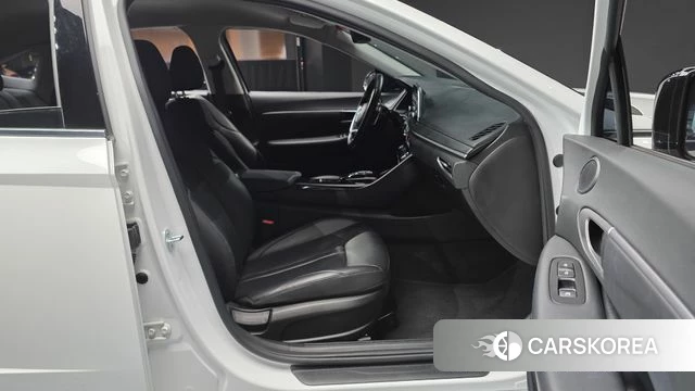 Hyundai Sonata (DN8) 2022 Белый из Кореи, фото 2