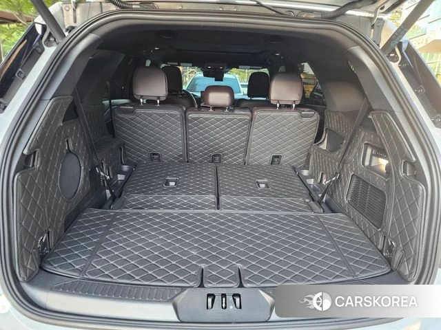 Ford Explorer 6th Generation 2025 Белый из Кореи, фото 2