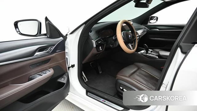 BMW 6 Series GT (G32) 2022 Белый из Кореи, фото 2