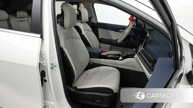 Kia Sportage 5th Generation 2024 Белый из Кореи, фото 2