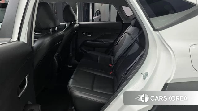Hyundai Kona (SX2) 2023 Белый из Кореи, фото 2