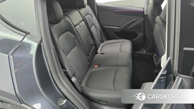 Tesla Model Y 2025 Серый из Кореи, фото 2