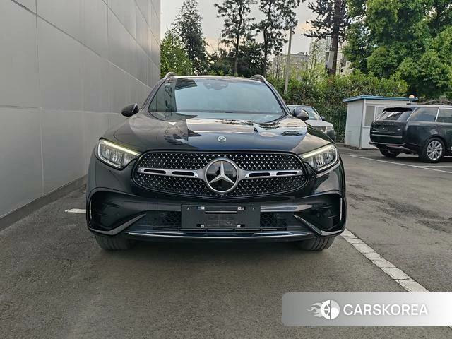 Mercedes-Benz GLC 2024 Черный из Китая, фото 2