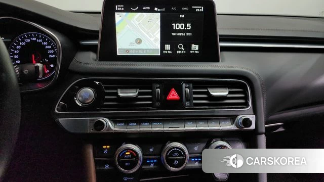 Genesis G70 2019 Серебристо-серый из Кореи, фото 2