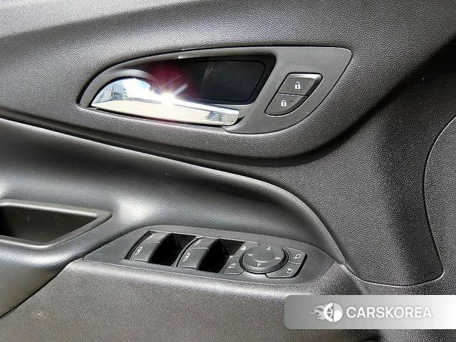 Chevrolet (GM Daewoo) Equinox 2020 Черный из Кореи, фото 2