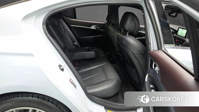 Genesis G70 2019 Серебристо-серый из Кореи, фото 2