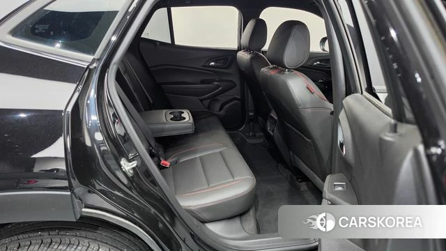 Chevrolet (GM Daewoo) Trax Crossover 2023 Черный из Кореи, фото 2