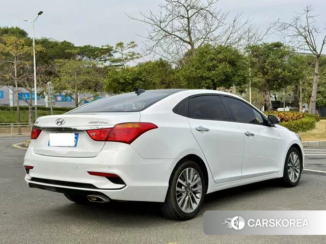 Hyundai Mistra 2021 Белый из Китая, фото 2