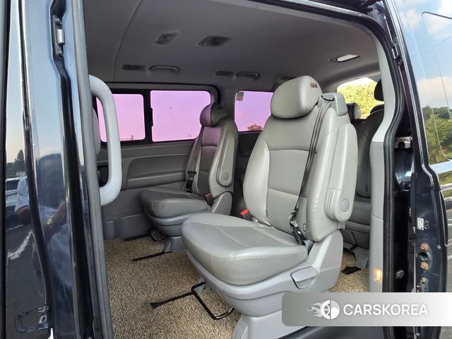 Hyundai The New Grand Starex 2019 Черный из Кореи, фото 2