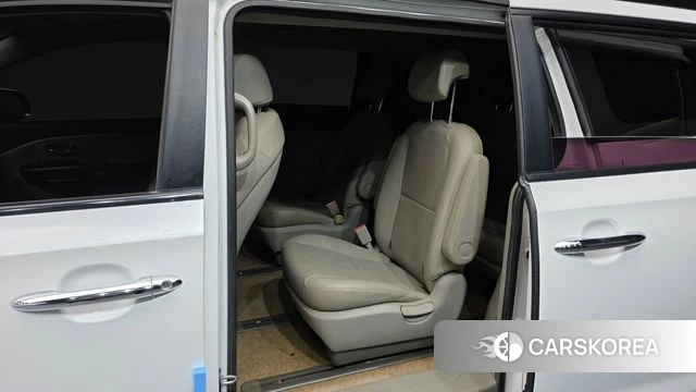 Kia All New Carnival 2018 Белый из Кореи, фото 2