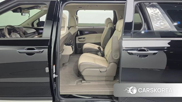 Kia Carnival 4th generation 2022 Черный из Кореи, фото 2