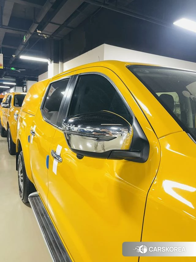 Nissan Navara 2022 Желтый из Китая, фото 2