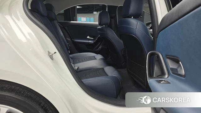 Mercedes-Benz A-Class W177 2020 Белый из Кореи, фото 2