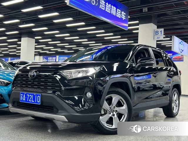 Toyota RAV4 2021 Черный из Китая, фото 2