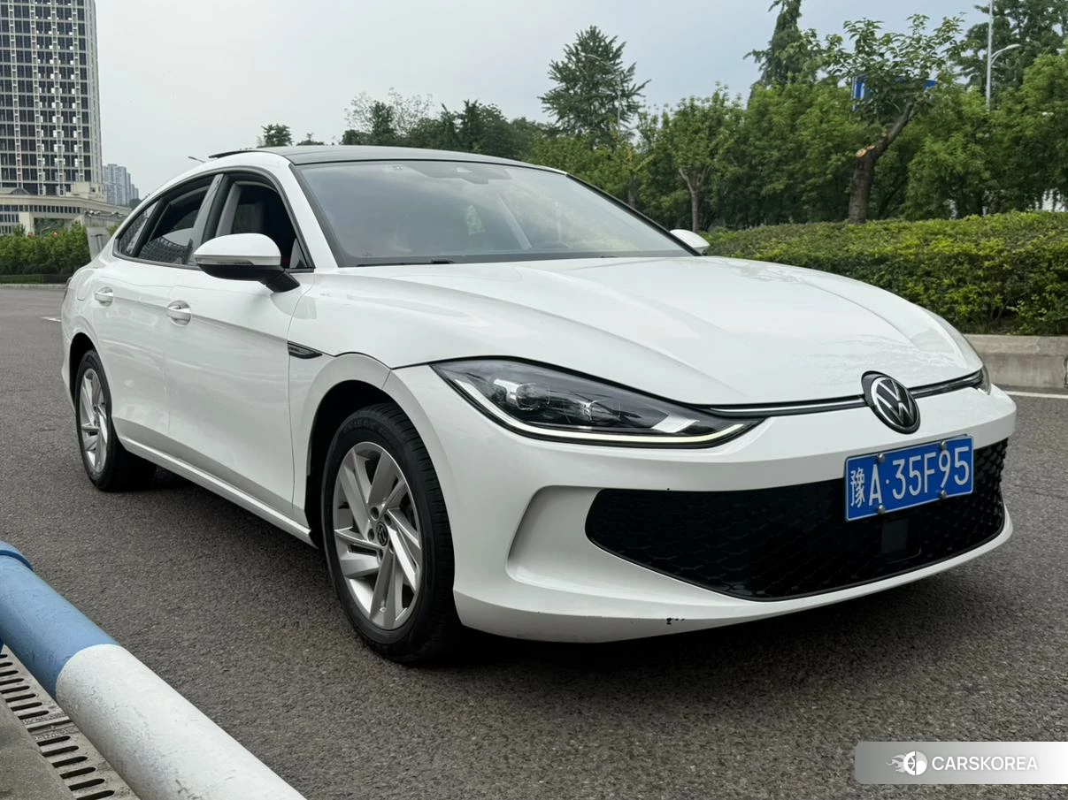 Volkswagen Lamando 2022 Белый из Китая, фото 2