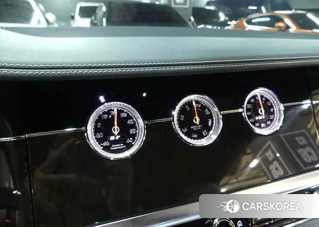 Bentley Continental GT 3rd Generation 2018 Белый из Кореи, фото 2