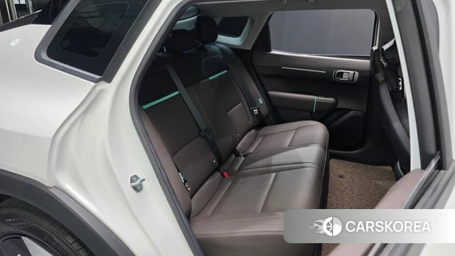 Kia EV4 2025 Белый из Кореи, фото 2