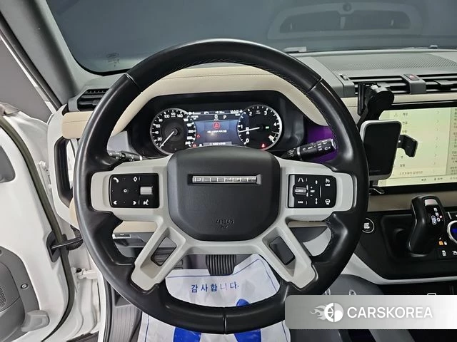 Land Rover Defender (L663) 2023 Белый из Кореи, фото 2