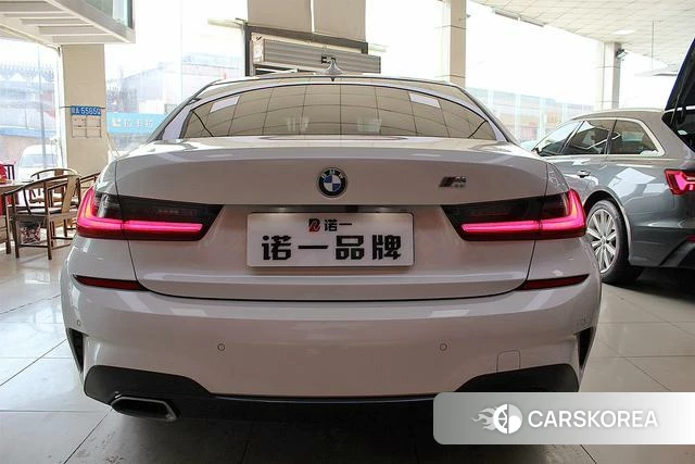 BMW 3 series 2020 Белый из Китая, фото 2