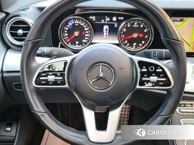 Mercedes-Benz E-Class W213 2019 Белый из Кореи, фото 2