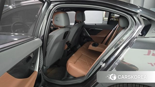 BMW i5 (G60) 2023 Серый из Кореи, фото 2