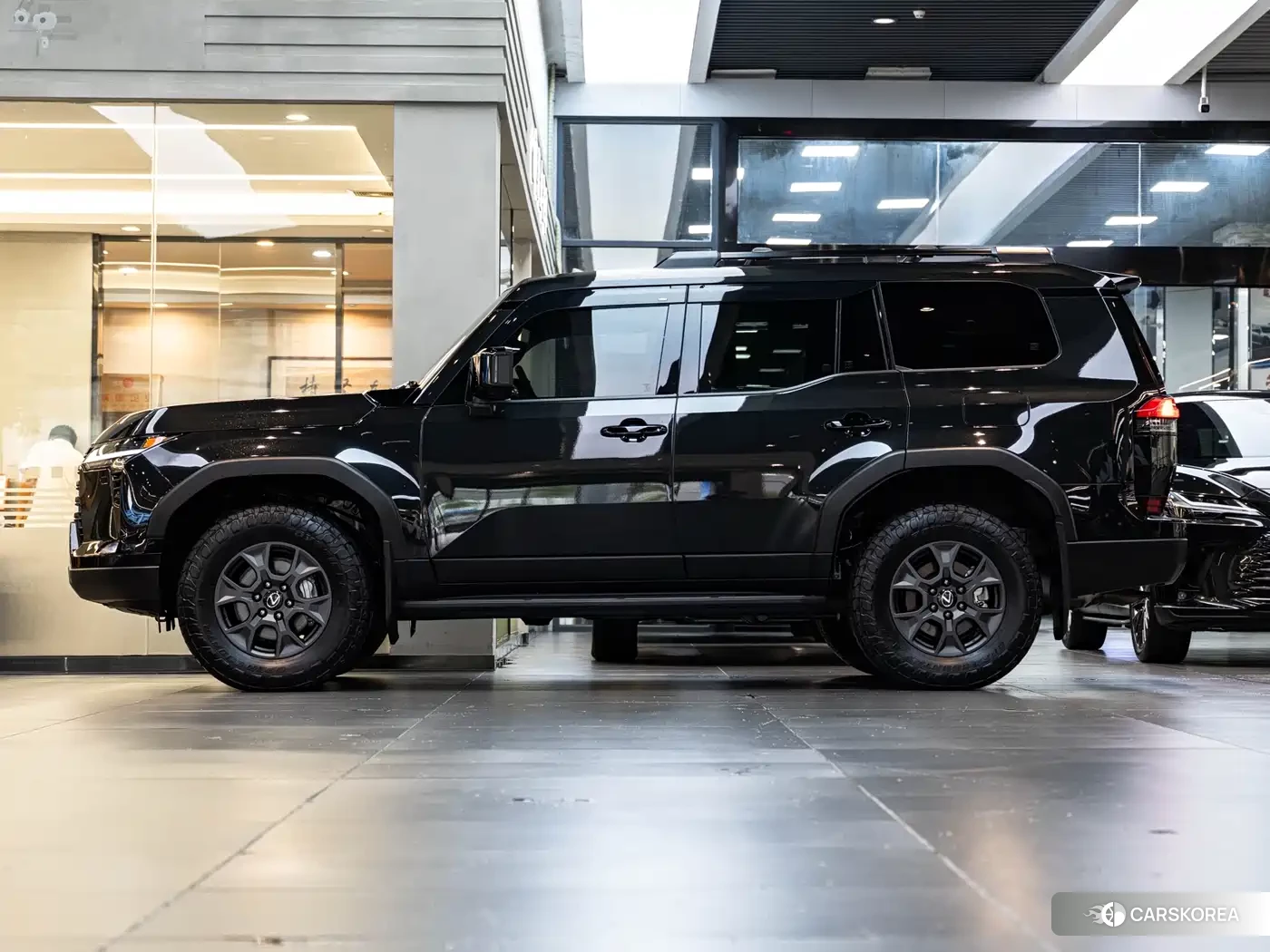 Lexus GX 2025 Черный из Китая, фото 2