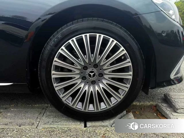 Mercedes-Benz E-Class 2023 Черный из Китая, фото 2